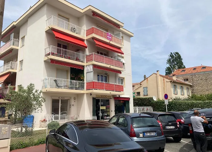 Cannes City B&B