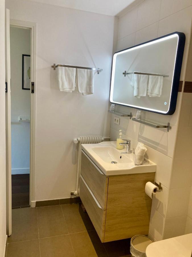 Alojamento de Acomodação e Pequeno-almoço Cannes City B&B Cannes